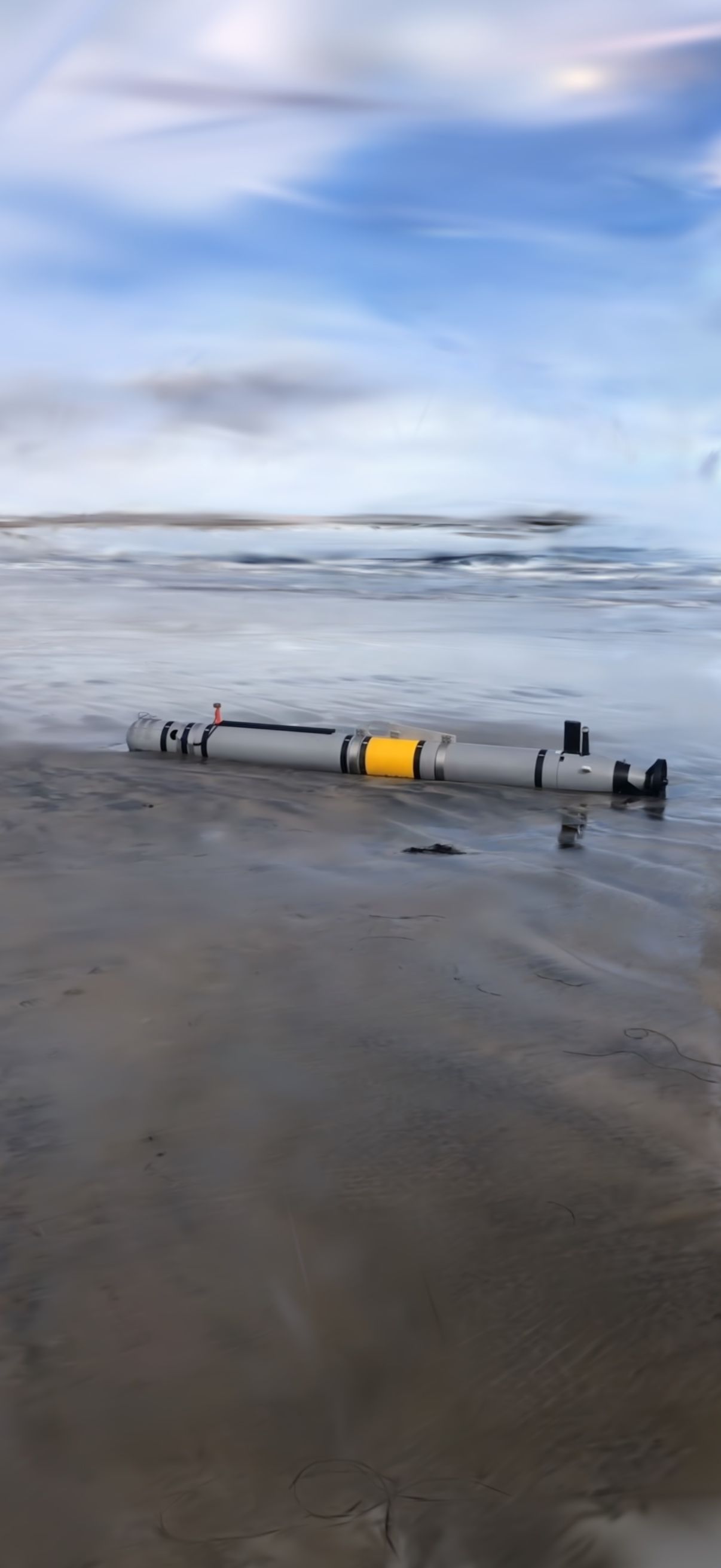 UUV Washed Up On santa Monica Beach
